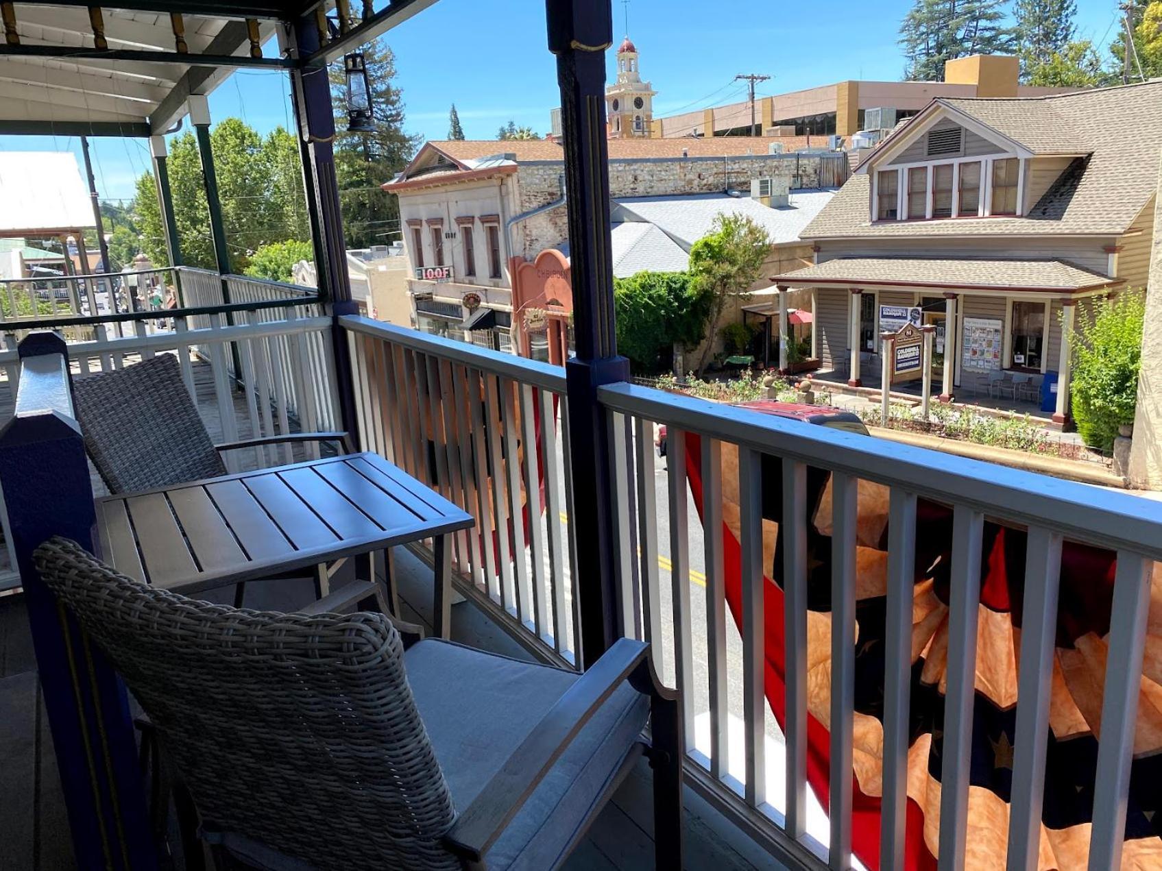 Apartment Historic Washington St Balcony Sonora